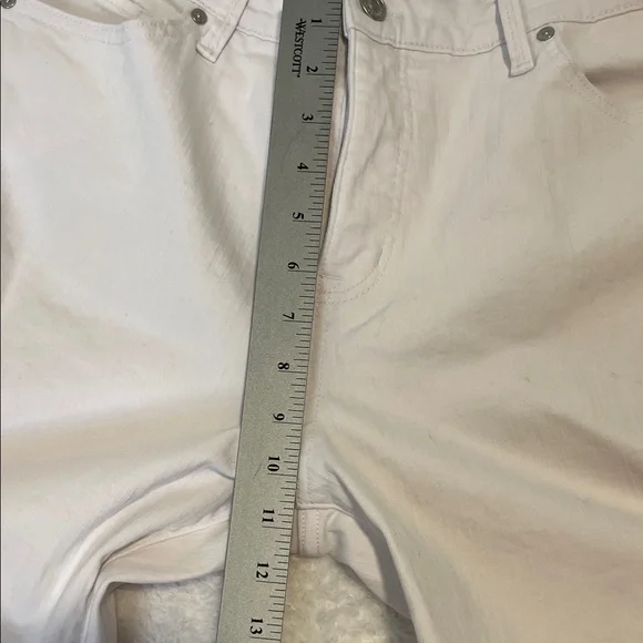 Gloria Vanderbilt Women's White Bootcut Boyfriend Jeans Size‎ 12 - Picture 5 of 6